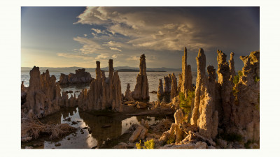 MONO LAKE